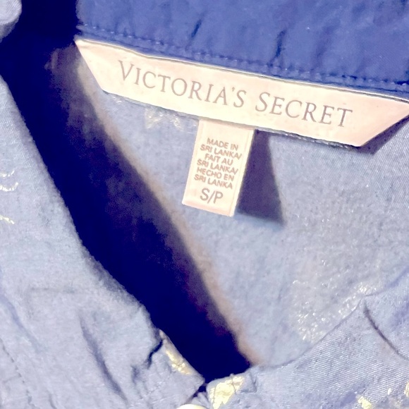 Victoria’s Secret Emily Fields PLL Mayfair Pineapple Pajama Top Shirt Only Small - Picture 12 of 15